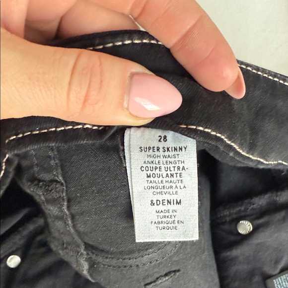 H&M Black Skinny Jeans for Women - Picture 4 of 6